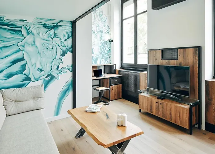 Make My Day 61, Rue Sully Apartament