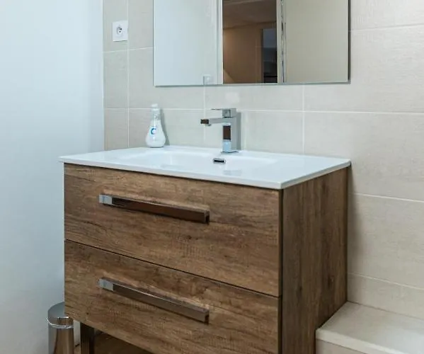 Make My Day 61, Rue Sully Apartament *